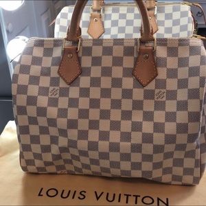 Louis Vuitton Speedy 30